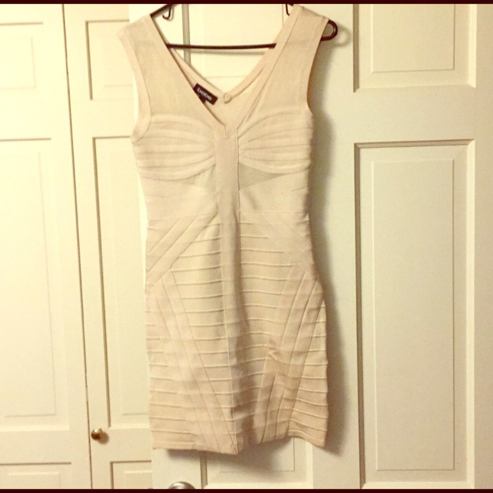 Beautiful creamy tan Bebe dress